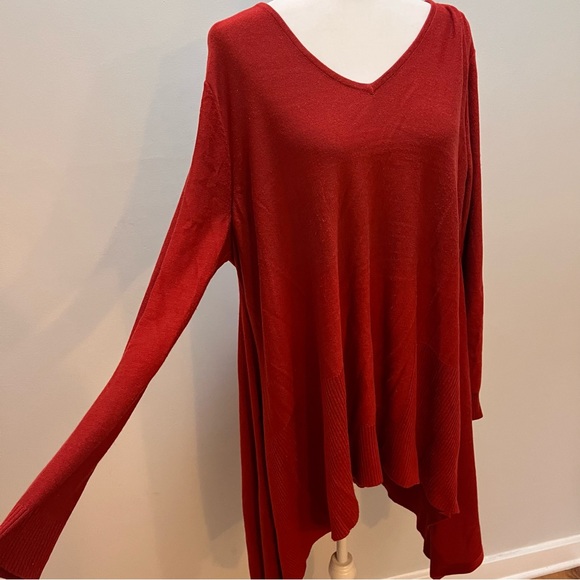 Red Kate and Mallory long top blouse - Picture 4 of 8